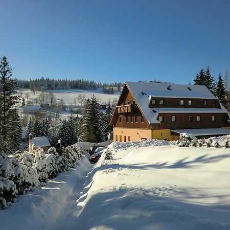 Pension Hela Bedřichov Eksteriør billede